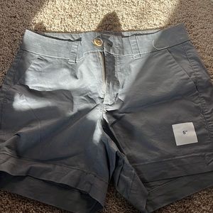 Gray shorts
